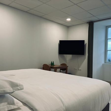 Chateau Lecusse - La Grande Roche - Hotel, Spa, Boutique & Restaurant Broze 外观 照片