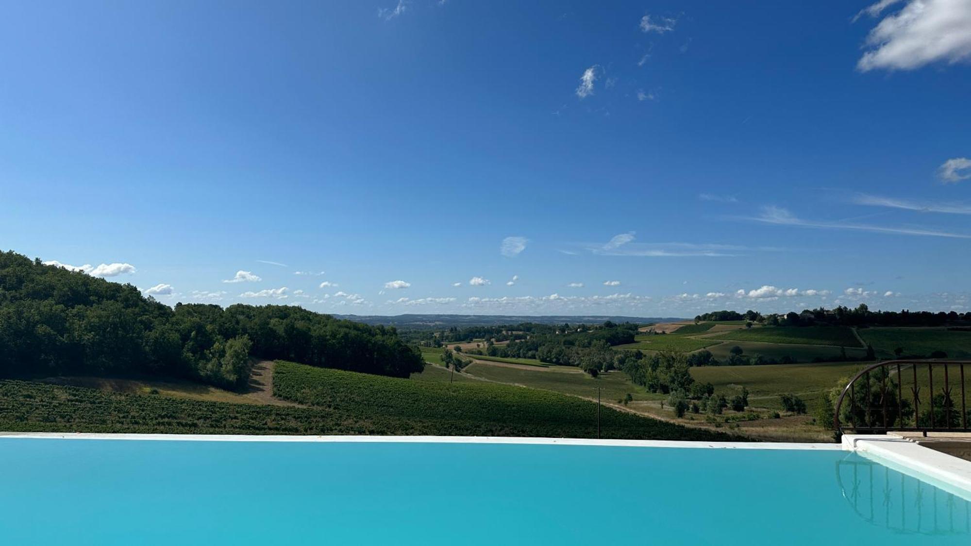 Chateau Lecusse - La Grande Roche - Hotel, Spa, Boutique & Restaurant Broze 外观 照片
