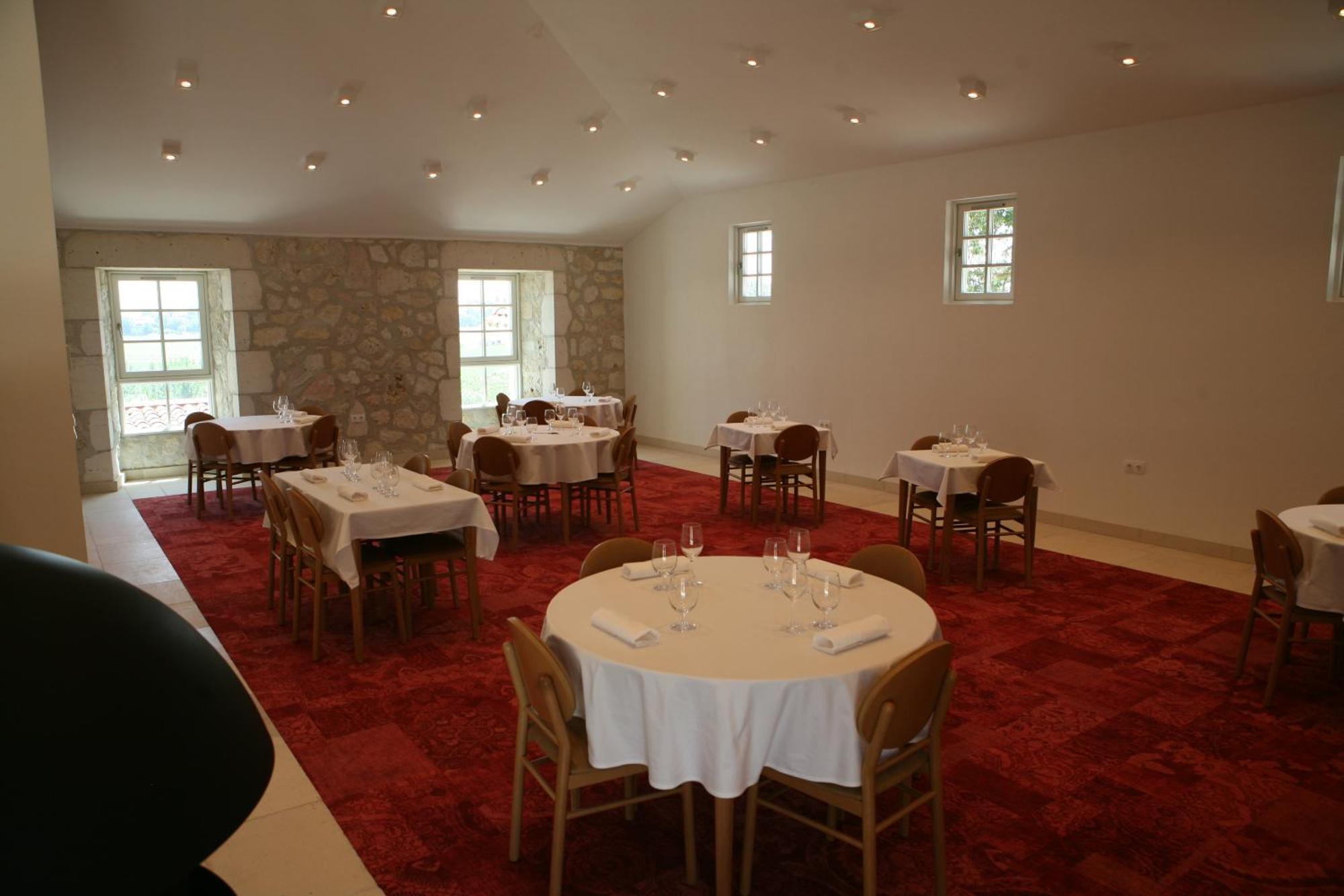 Chateau Lecusse - La Grande Roche - Hotel, Spa, Boutique & Restaurant Broze 外观 照片